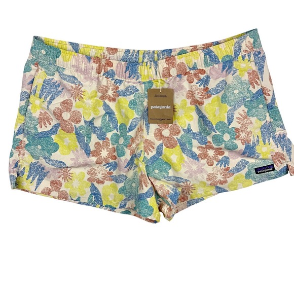 Patagonia Pants - Patagonia Womens Barely Baggies 2-1/2 Inch Shorts Size L Spring Flowers NEW